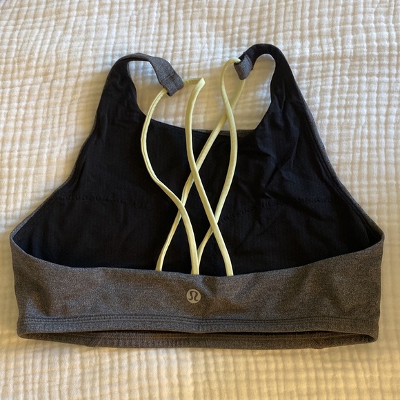 SoulCycle X Lululemon Bra size 6 - Picture 2 of 2
